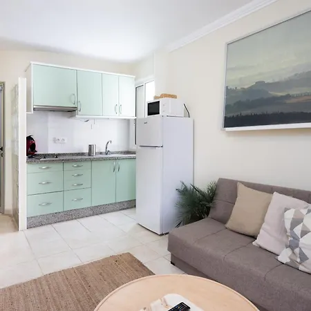 Tranquil Coastal Escape, Appartement *