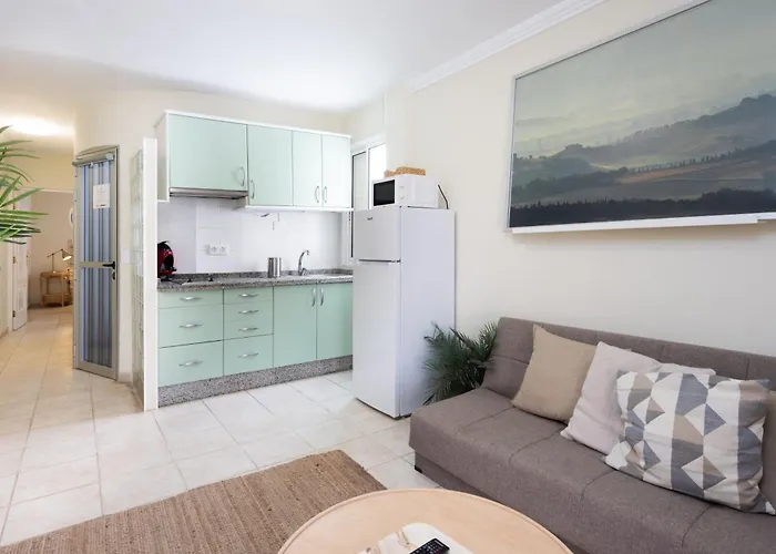 Tranquil Coastal Escape, Lägenhet *